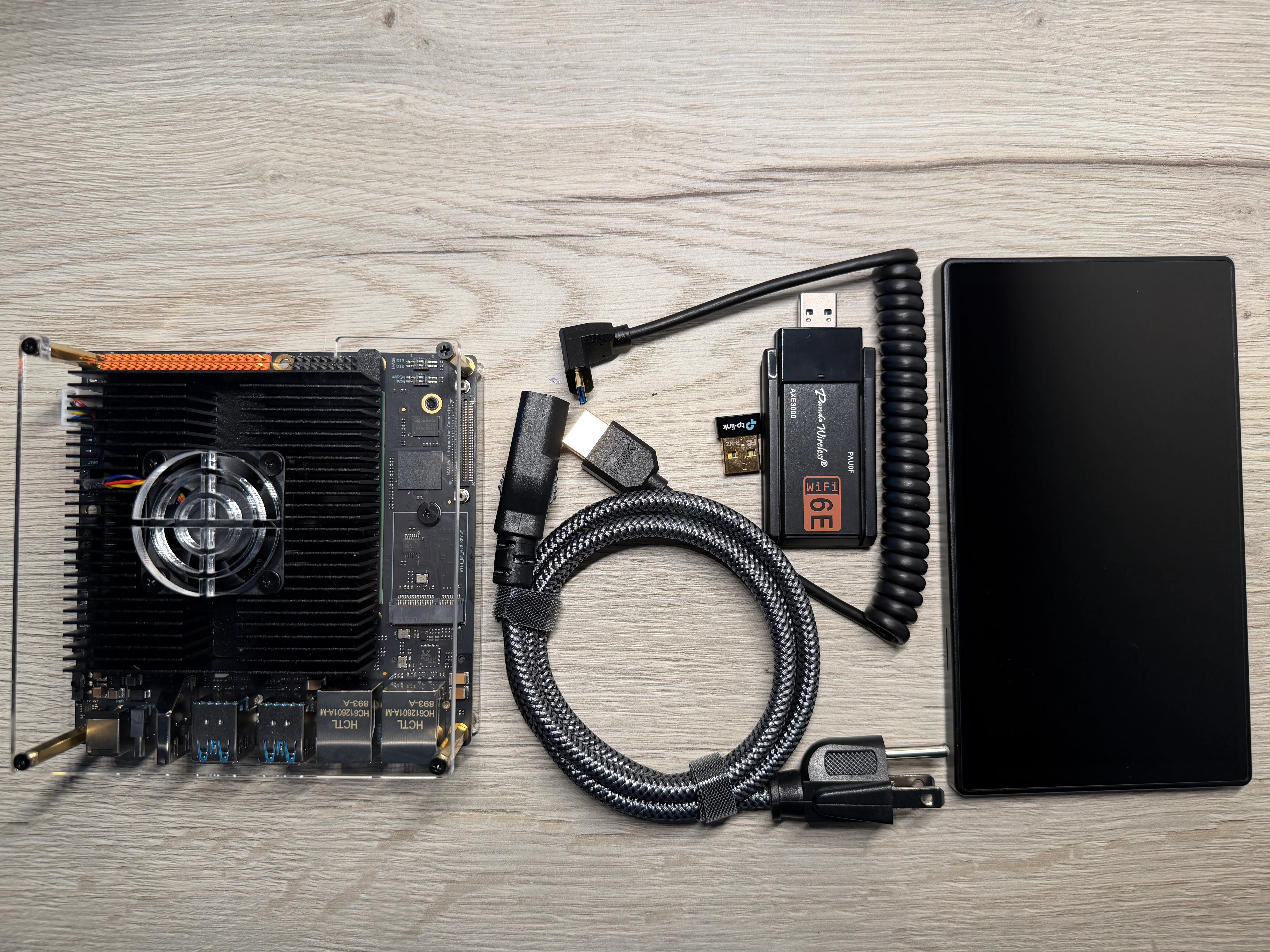 Photo of the unboxed S100P